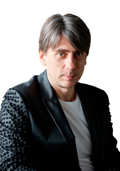 РОМАН ЕМЕЛЬЯНОВ