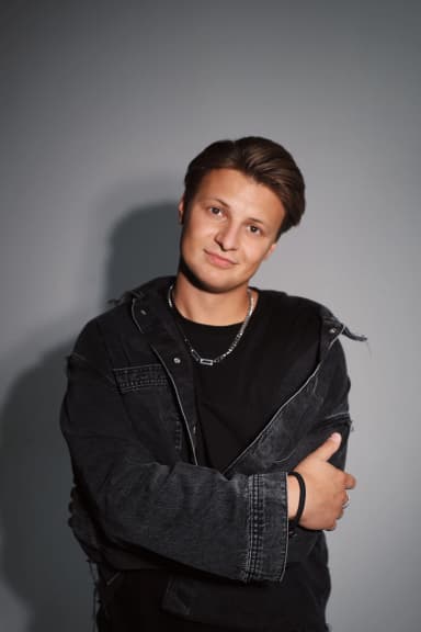 МАКС АСТАХОВ