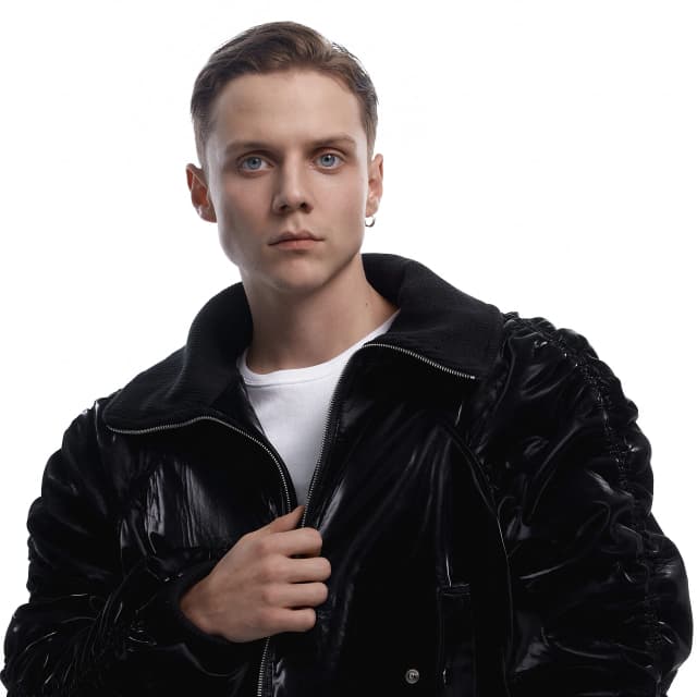 Ваня Дмитриенко