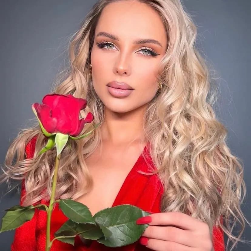 Ханна попала в аварию