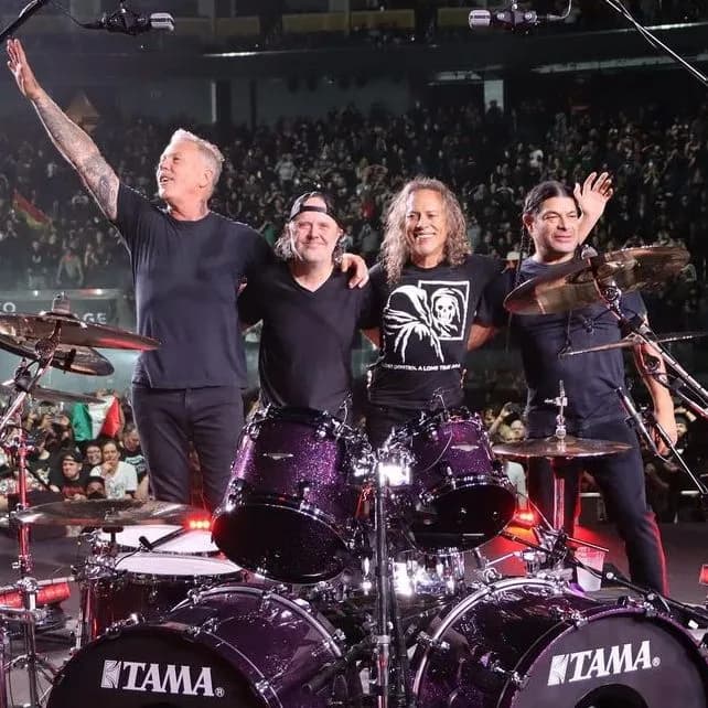 Metallica нанимает собак для борьбы с Covid-19