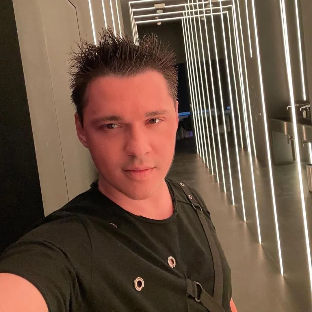 Алексей Кабанов жёстко ответил Сати Казановой на слухи 20-летней давности
