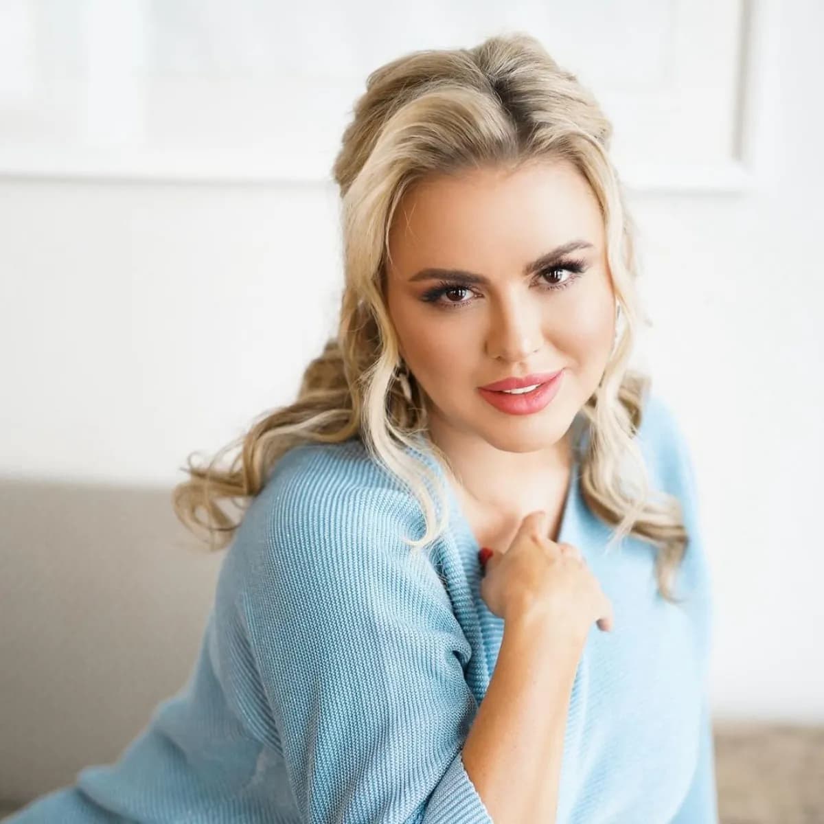 Впервые выйдет замуж: Анна Семенович рассказала о планировании семьи с новым возлюбленным