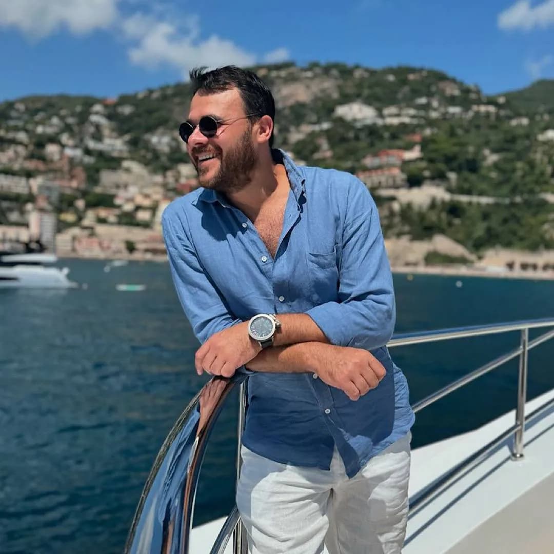 Это шутка? Emin шокировал фанатов стрижкой под ноль